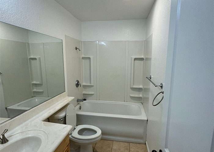 Sp-Bathroom-Remodel-Before-3